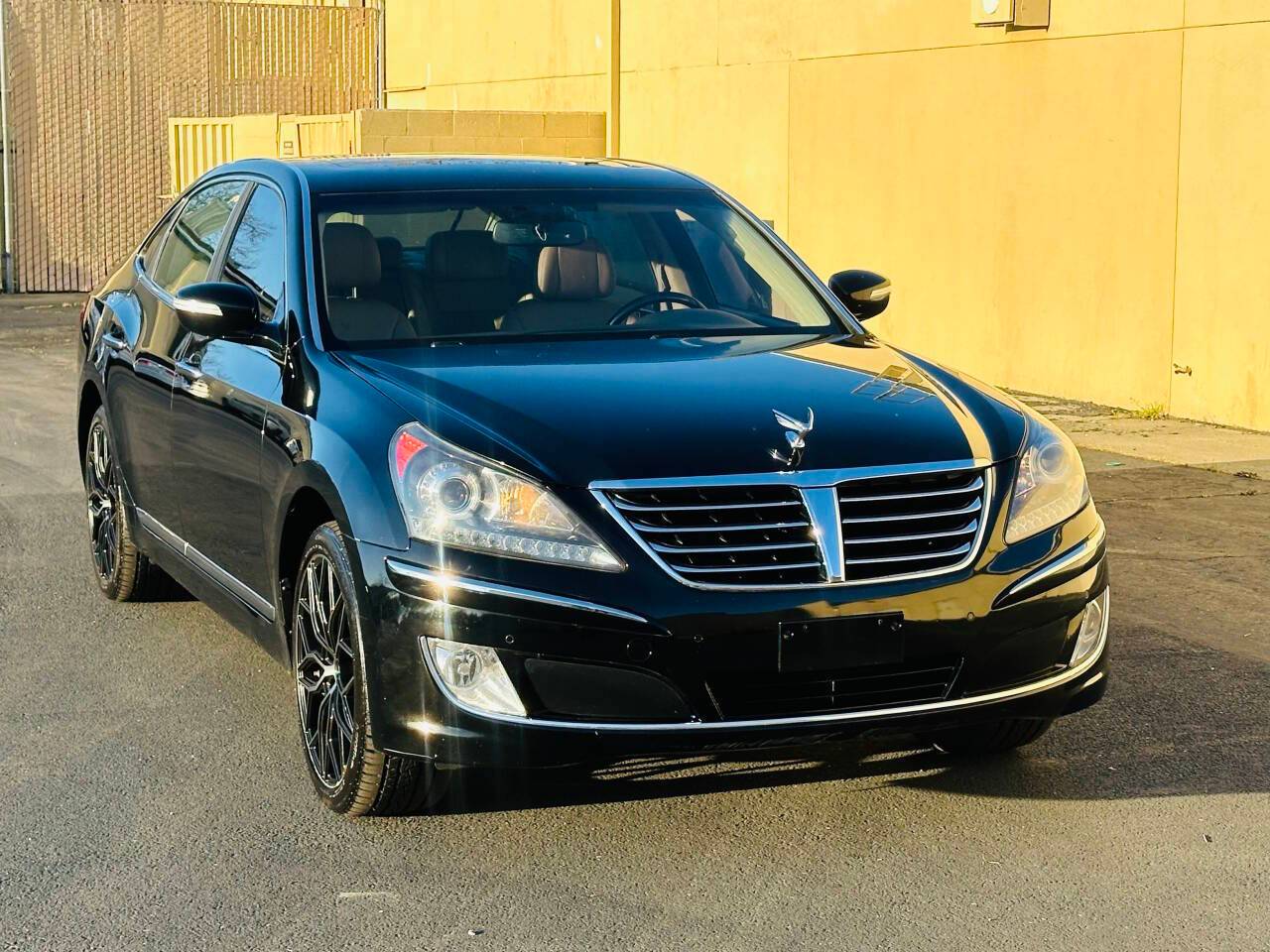 2011 Hyundai Equus Signature — Sedan — 93,092 mi — Rancho Cordova, CA