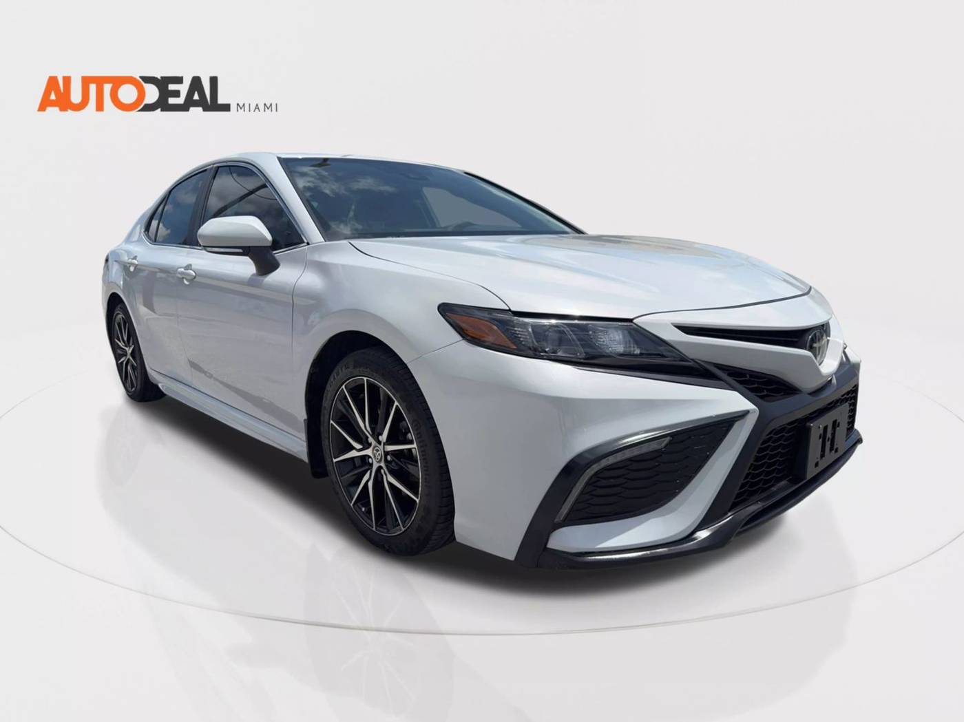 2023 Toyota Camry SE — Sedan — 61,741 mi — Miami, FL