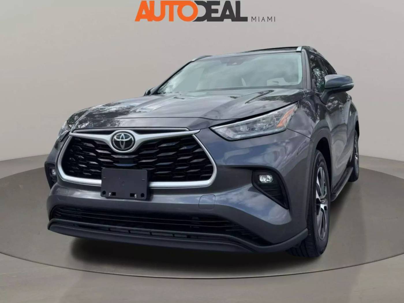 2020 Toyota Highlander XLE — SUV — 99,378 mi — Miami, FL