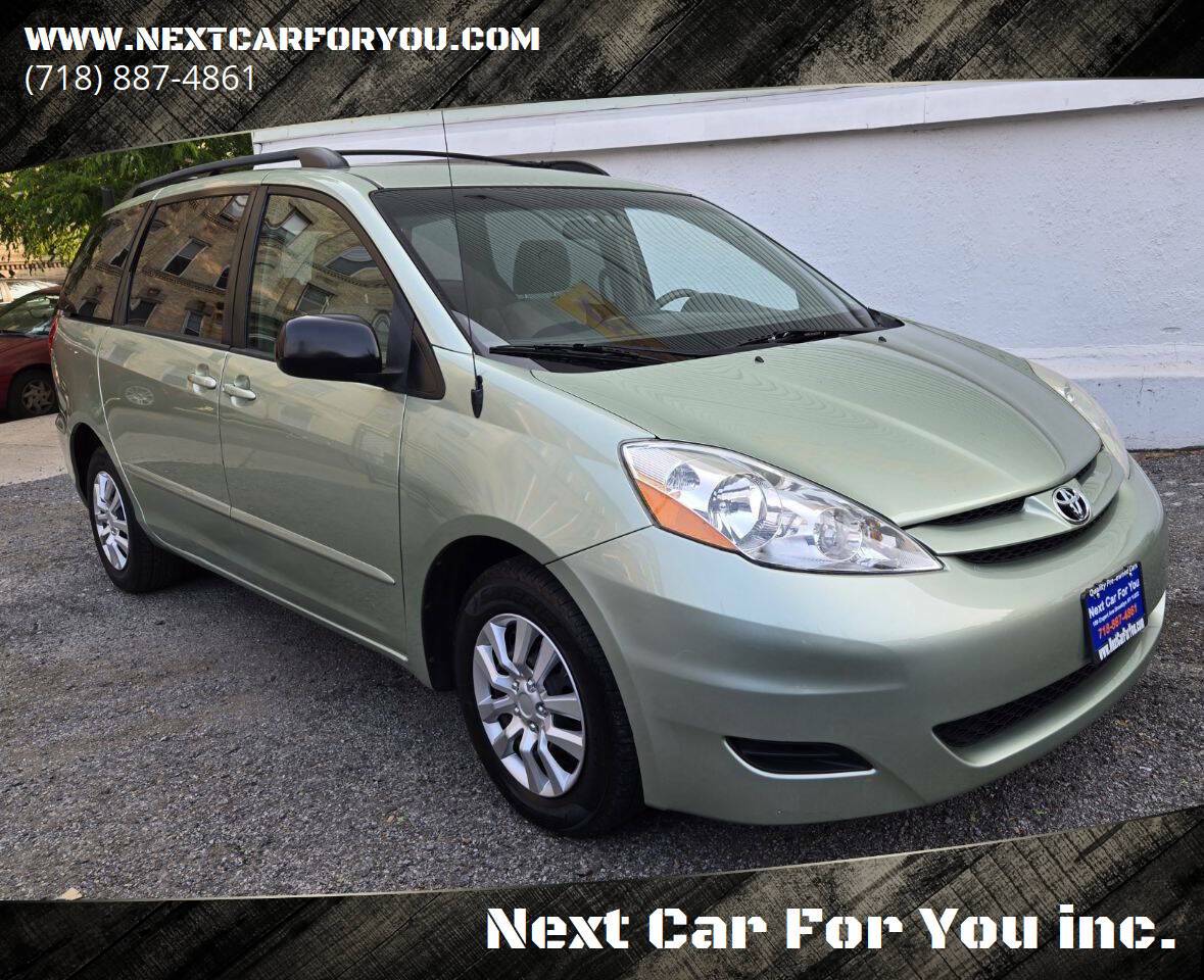 2009 Toyota Sienna LE — Minivan — 87,115 mi — Brooklyn, NY