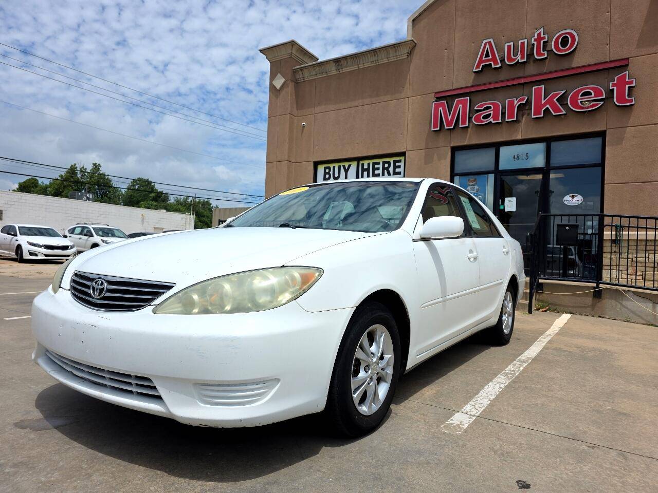 2005 Toyota Camry LE V6 — Sedan — 188,872 mi — Oklahoma City, OK