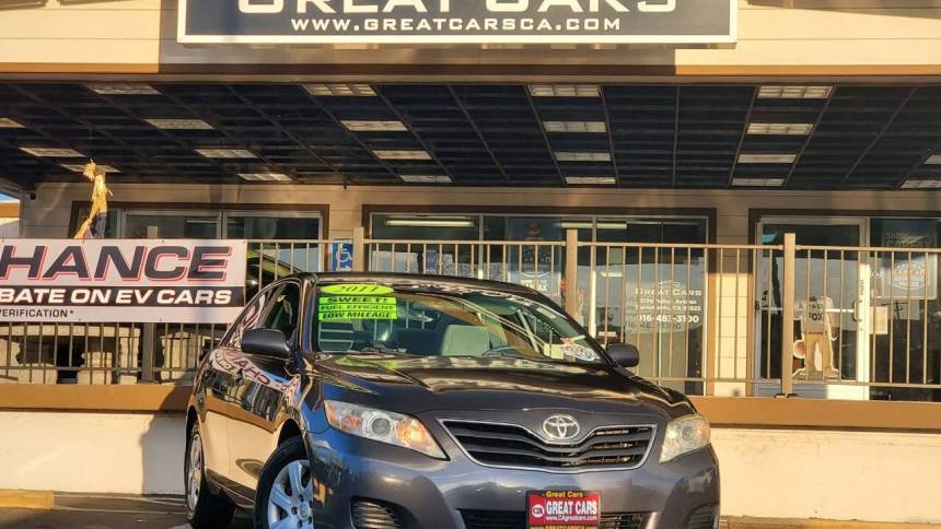 2011 Toyota Camry LE — Sedan — 100,101 mi — Sacramento, CA