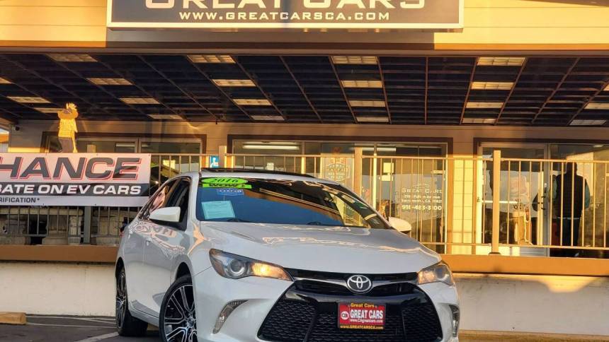 2016 Toyota Camry SE — Sedan — 99,474 mi — Sacramento, CA