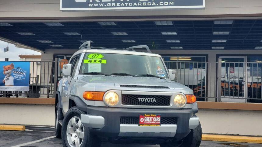 2007 Toyota FJ Cruiser Base — SUV — 230,332 mi — Sacramento, CA