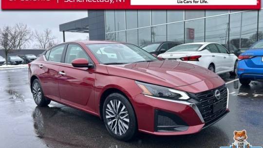 2023 Nissan Altima SV — Sedan — 16,685 mi — Schenectady, NY