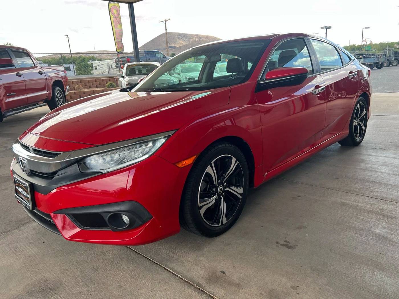 2017 Honda Civic Touring — Sedan — 142,072 mi — Hurricane, UT