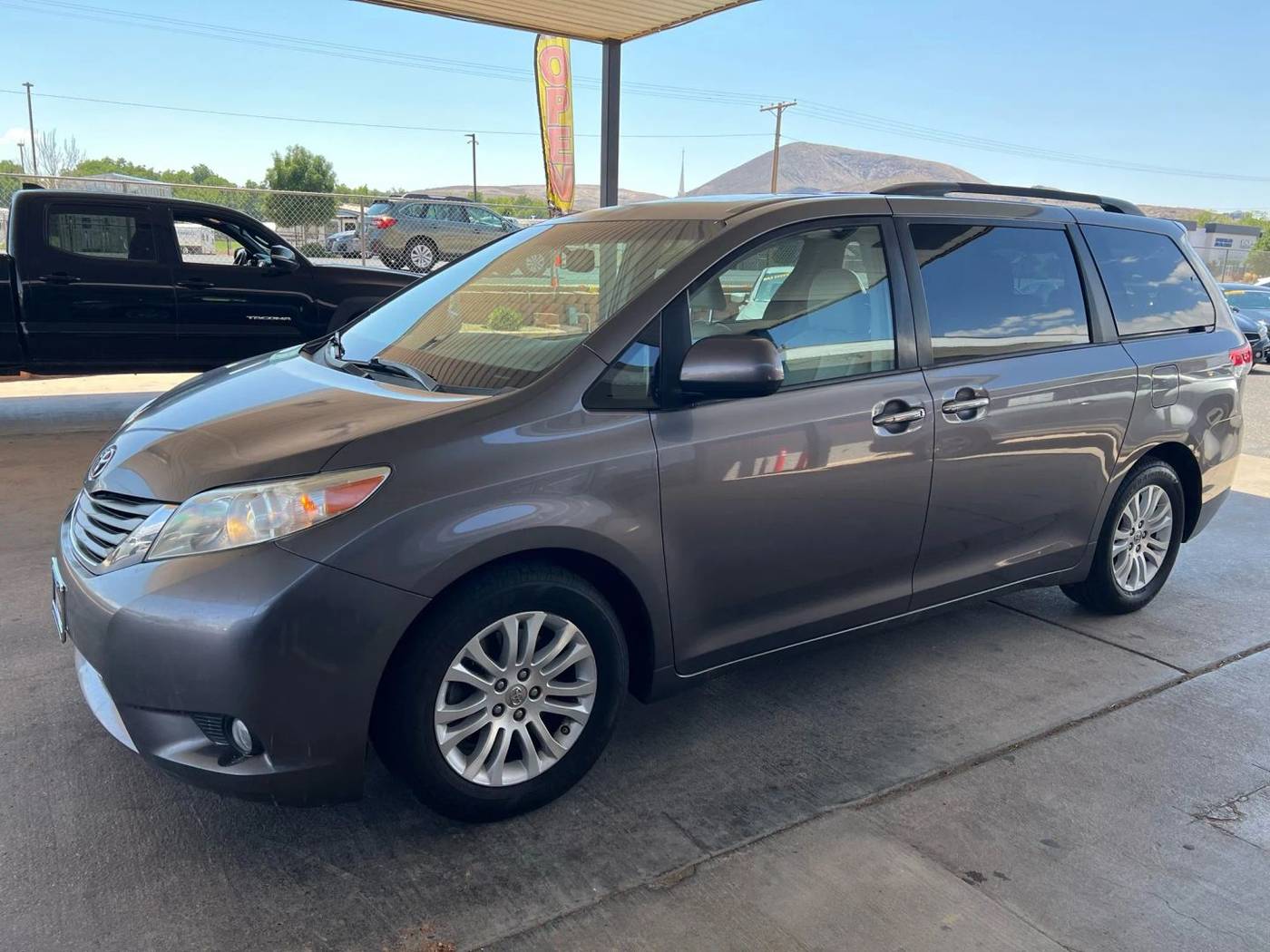 2014 Toyota Sienna XLE — Minivan — 197,748 mi — Hurricane, UT
