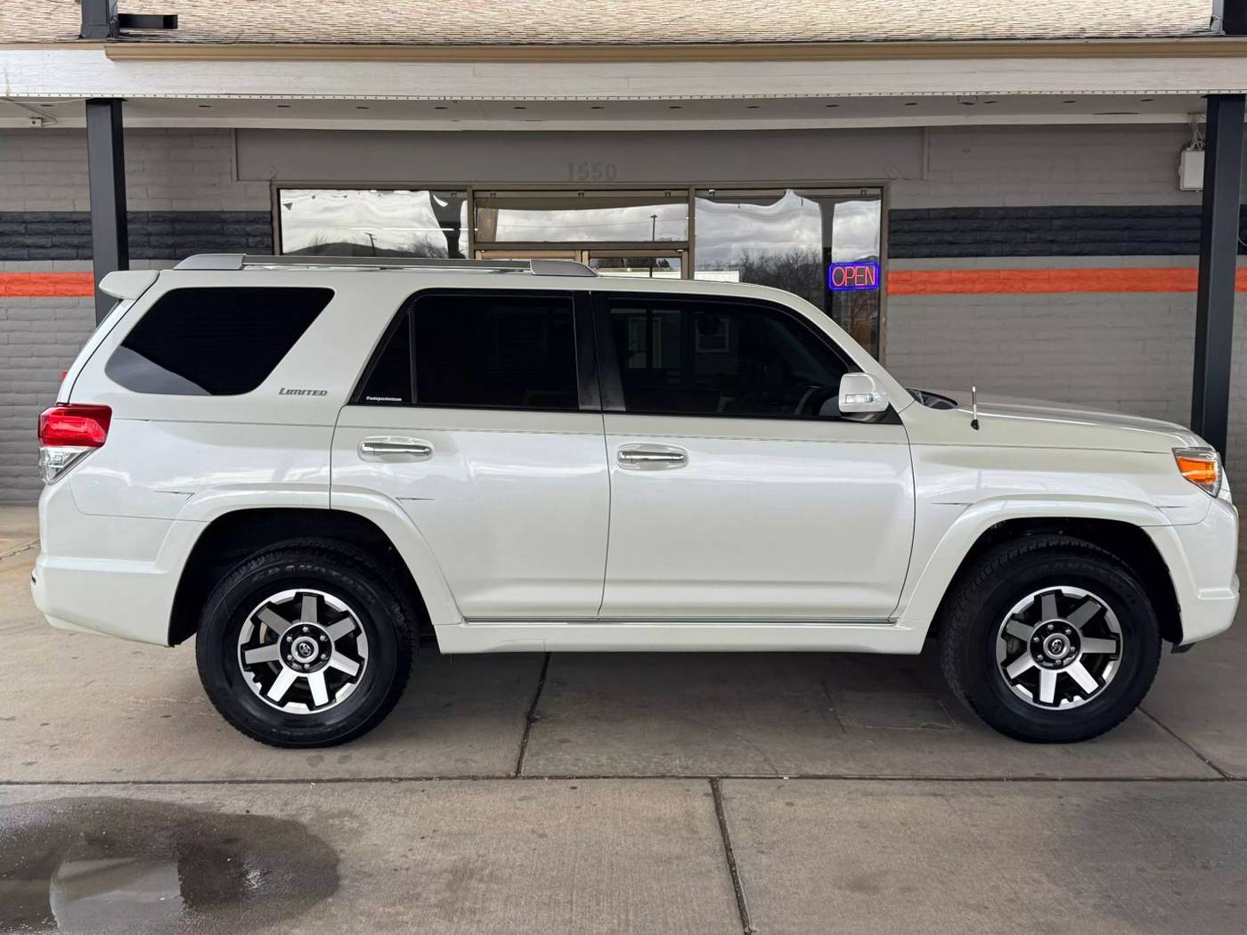 Thumbnail 3