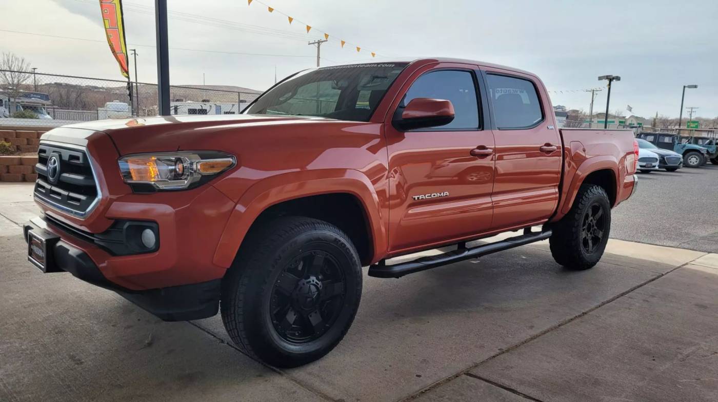 2017 Toyota Tacoma SR5 — Pickup Truck — 105,212 mi — Hurricane, UT