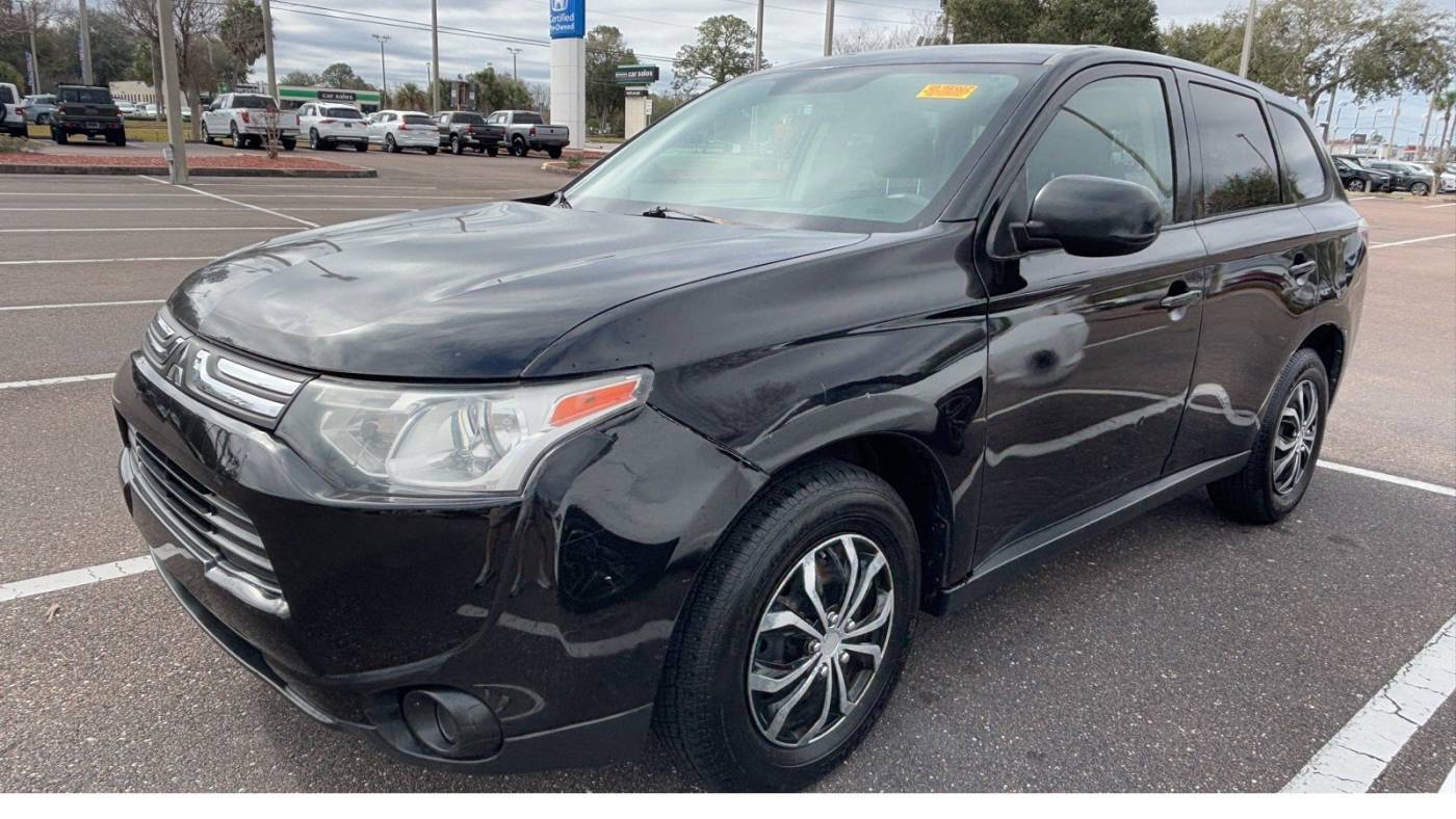 2014 Mitsubishi Outlander ES — SUV — 140,459 mi — Jacksonville, FL