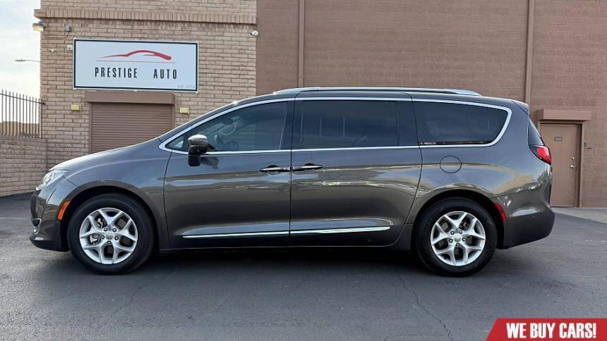 2018 Chrysler Pacifica Touring L — Minivan — 68,801 mi — Phoenix, AZ