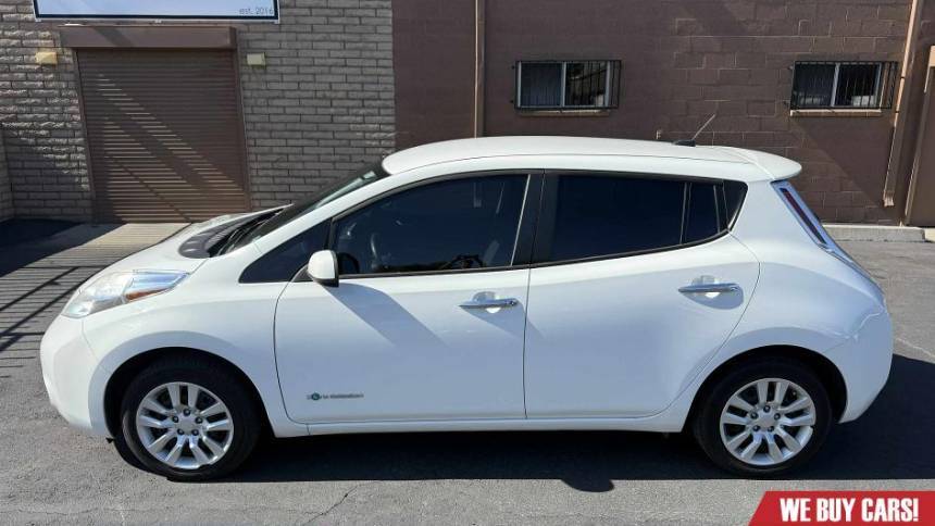2015 Nissan LEAF S
