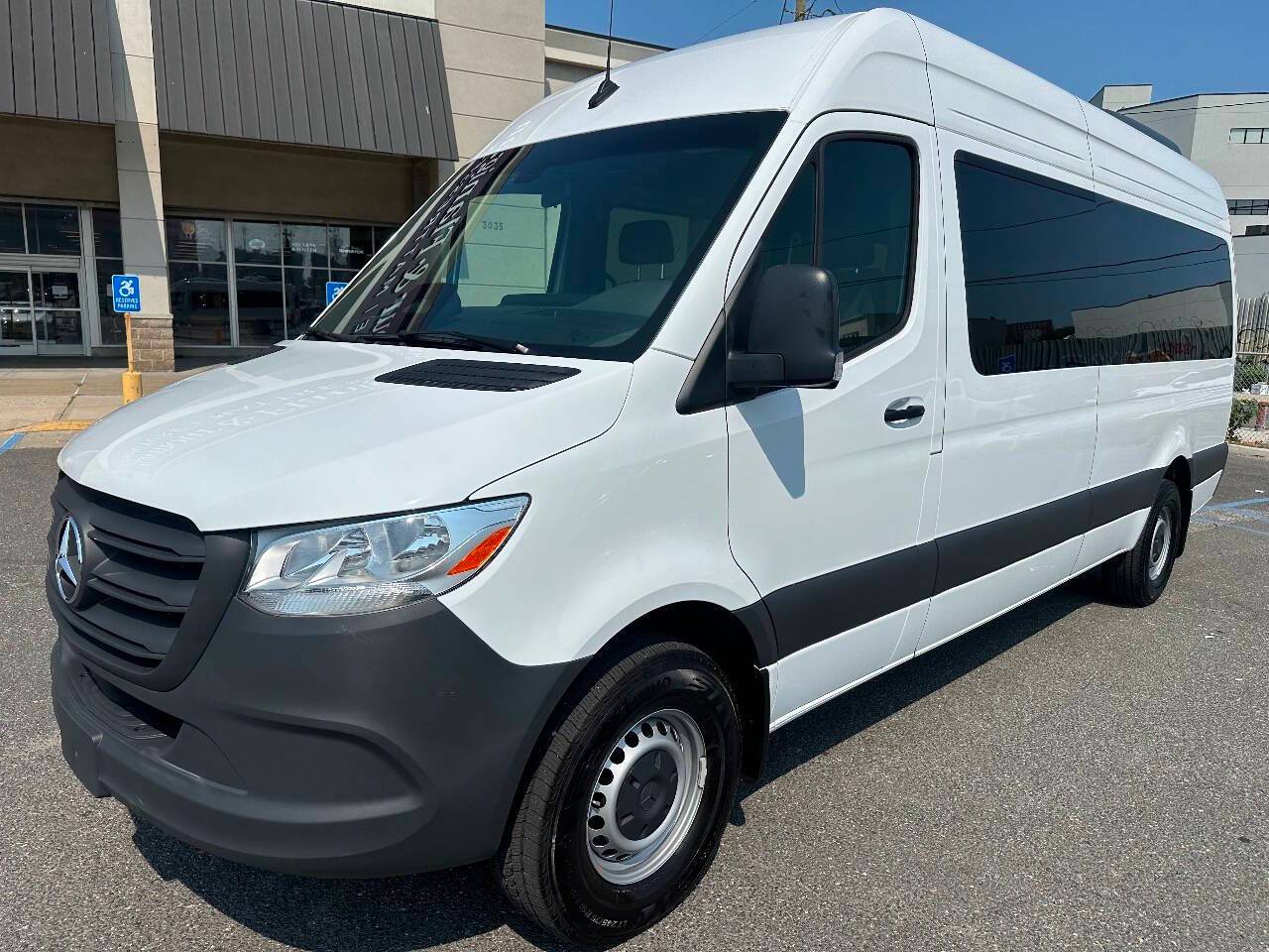2025 Mercedes-Benz Sprinter Passenger Van 2500 — Passenger Van — 4,393 mi — Staten Island, NY