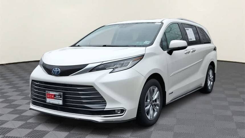2021 Toyota Sienna Limited — Minivan — 52,776 mi — Eatontown, NJ
