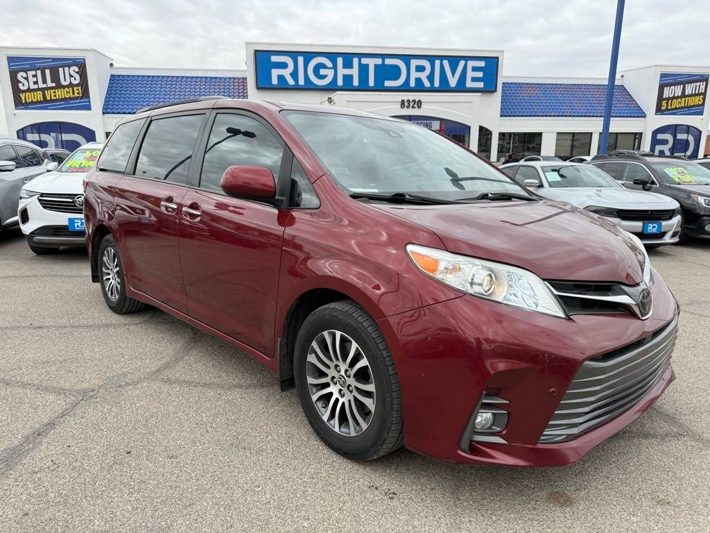 2020 Toyota Sienna XLE — Minivan — 86,341 mi — El Paso, TX