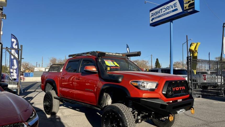2017 Toyota Tacoma SR5 — Pickup Truck — 106,930 mi — El Paso, TX