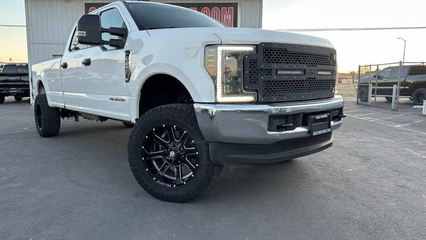 2018 Ford Super Duty F-250 XLT — Pickup Truck — 128,428 mi — Hesperia, CA