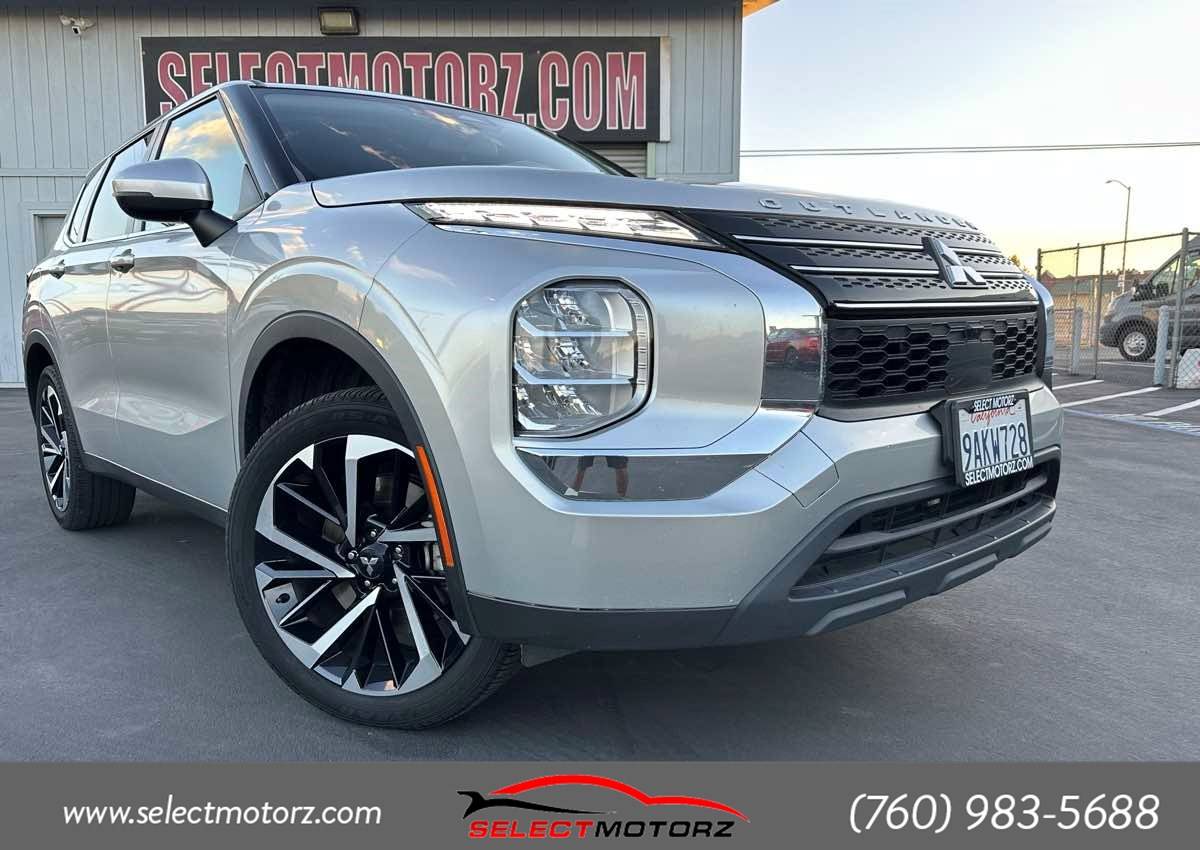 2022 Mitsubishi Outlander ES — SUV — 69,805 mi — Hesperia, CA