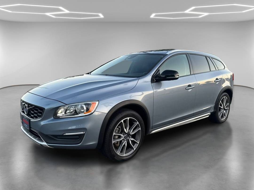 2017 Volvo V60 Cross Country T5 Premier