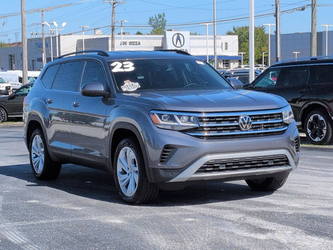 2023 Volkswagen Atlas SE with Technology — SUV — 14,195 mi — Tinley Park, IL