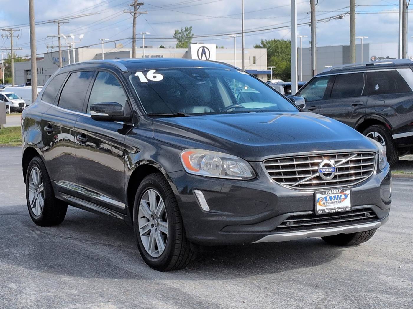 2016 Volvo XC60 T5 Premier — SUV — 104,562 mi — Tinley Park, IL