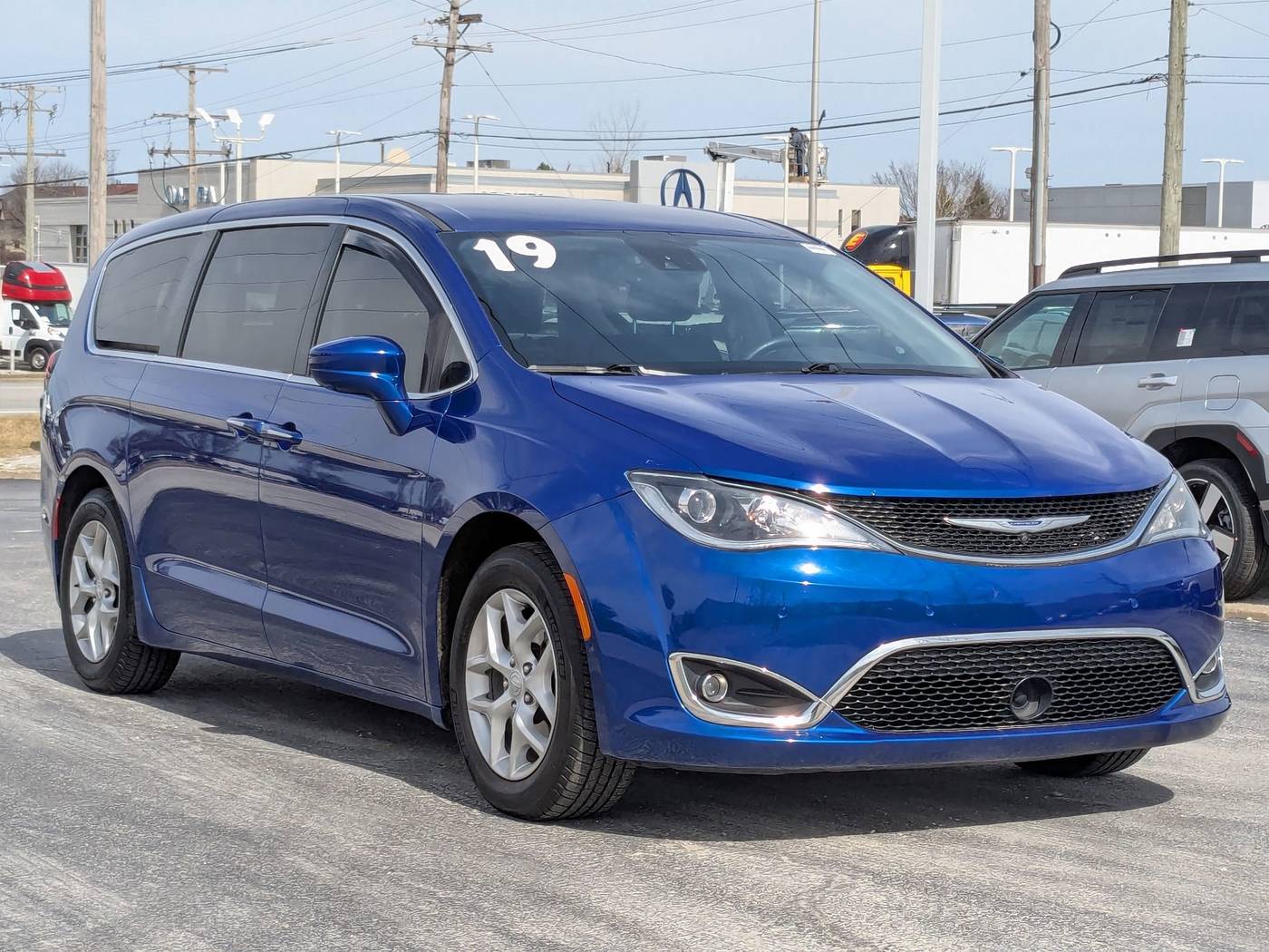 2019 Chrysler Pacifica Touring Plus — Minivan — 89,227 mi — Tinley Park, IL