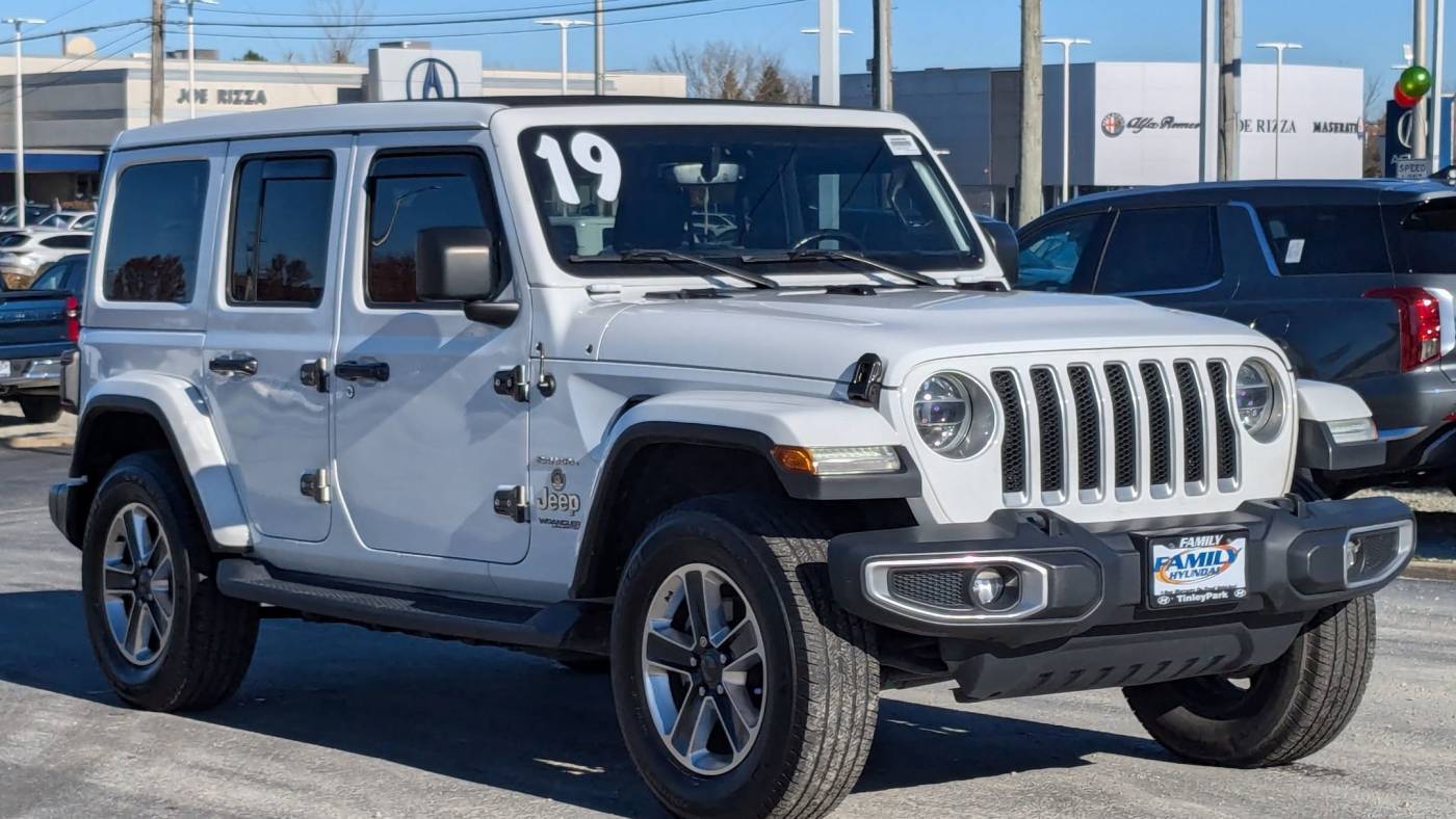 2019 Jeep Wrangler Sahara — SUV — 41,945 mi — Tinley Park, IL