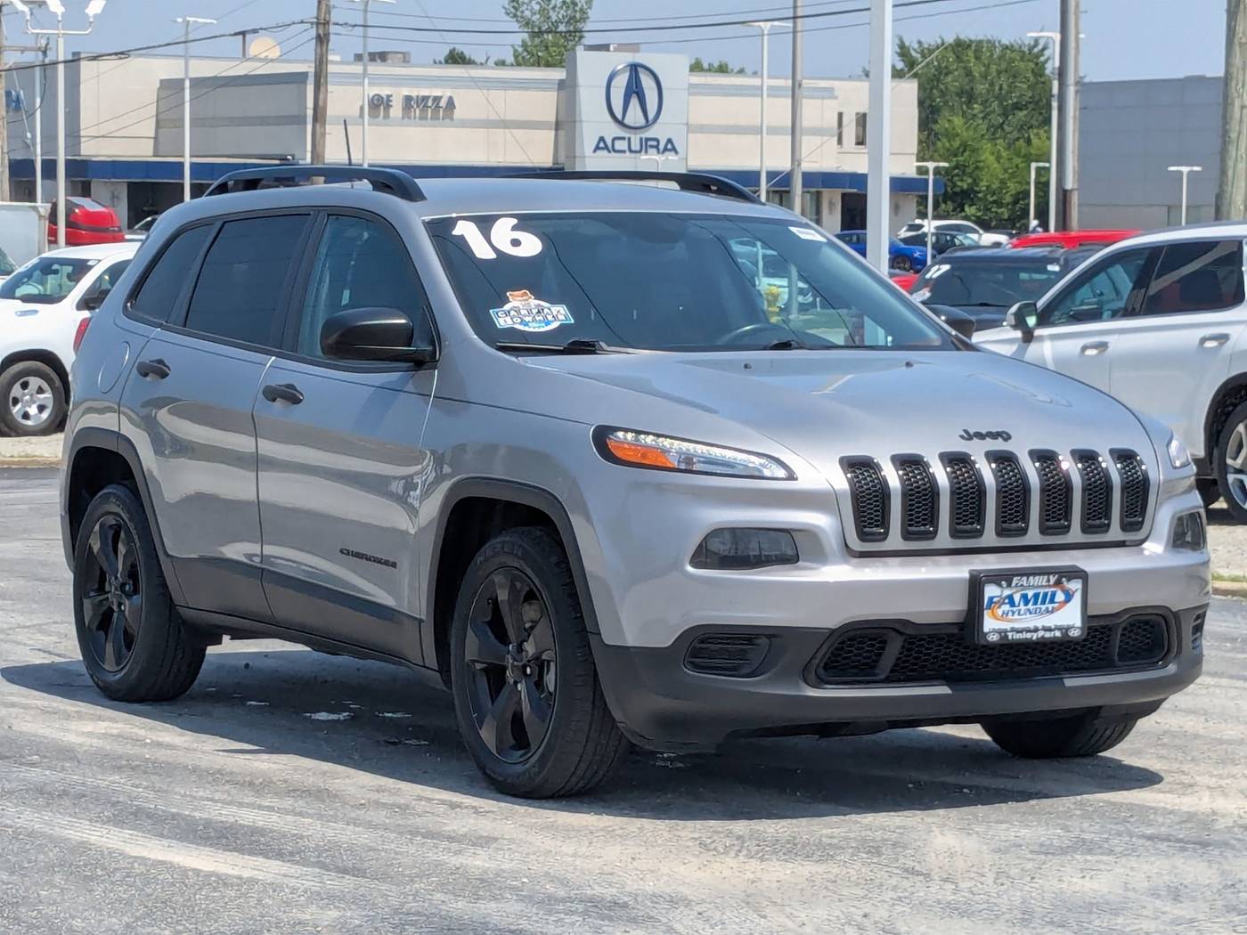 2016 Jeep Cherokee Altitude — SUV — 97,830 mi — Tinley Park, IL