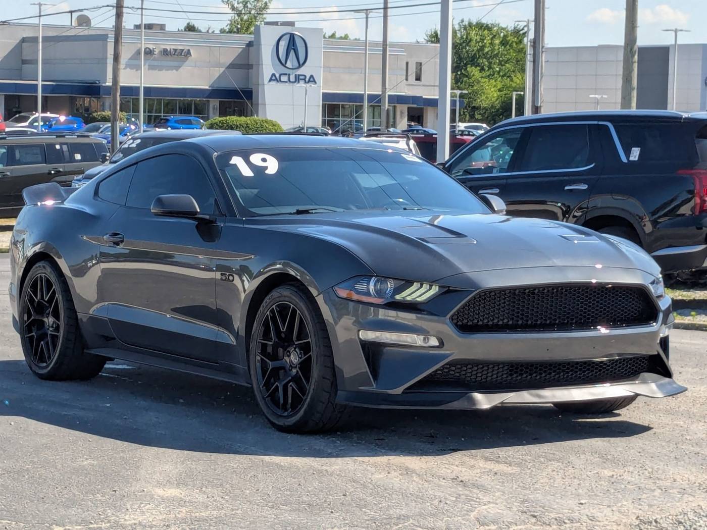 2019 Ford Mustang GT Premium — Coupe — 35,302 mi — Tinley Park, IL