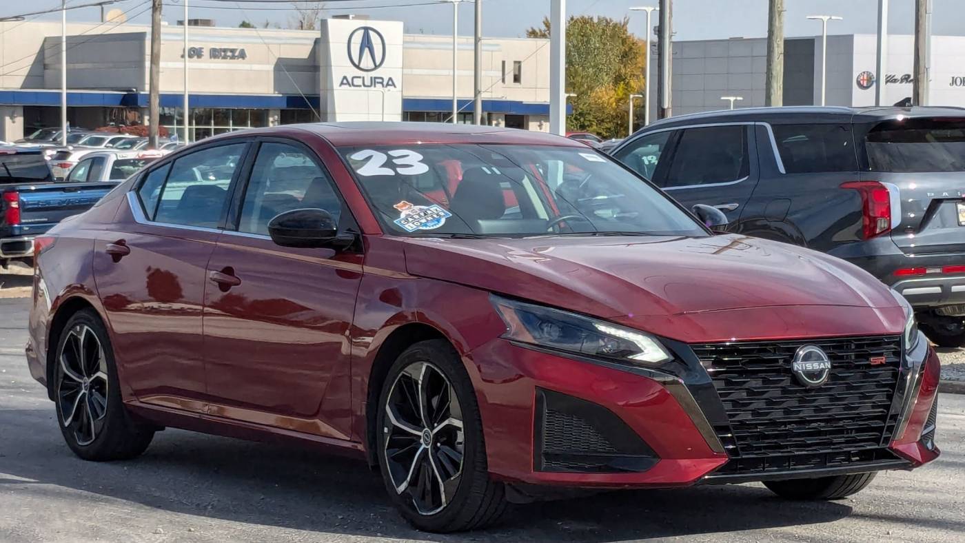 2023 Nissan Altima SR — Sedan — 35,063 mi — Tinley Park, IL