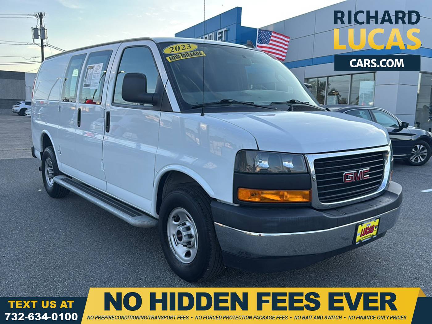 2023 GMC Savana Cargo Van Base — Cargo Van — 17,404 mi — Avenel, NJ