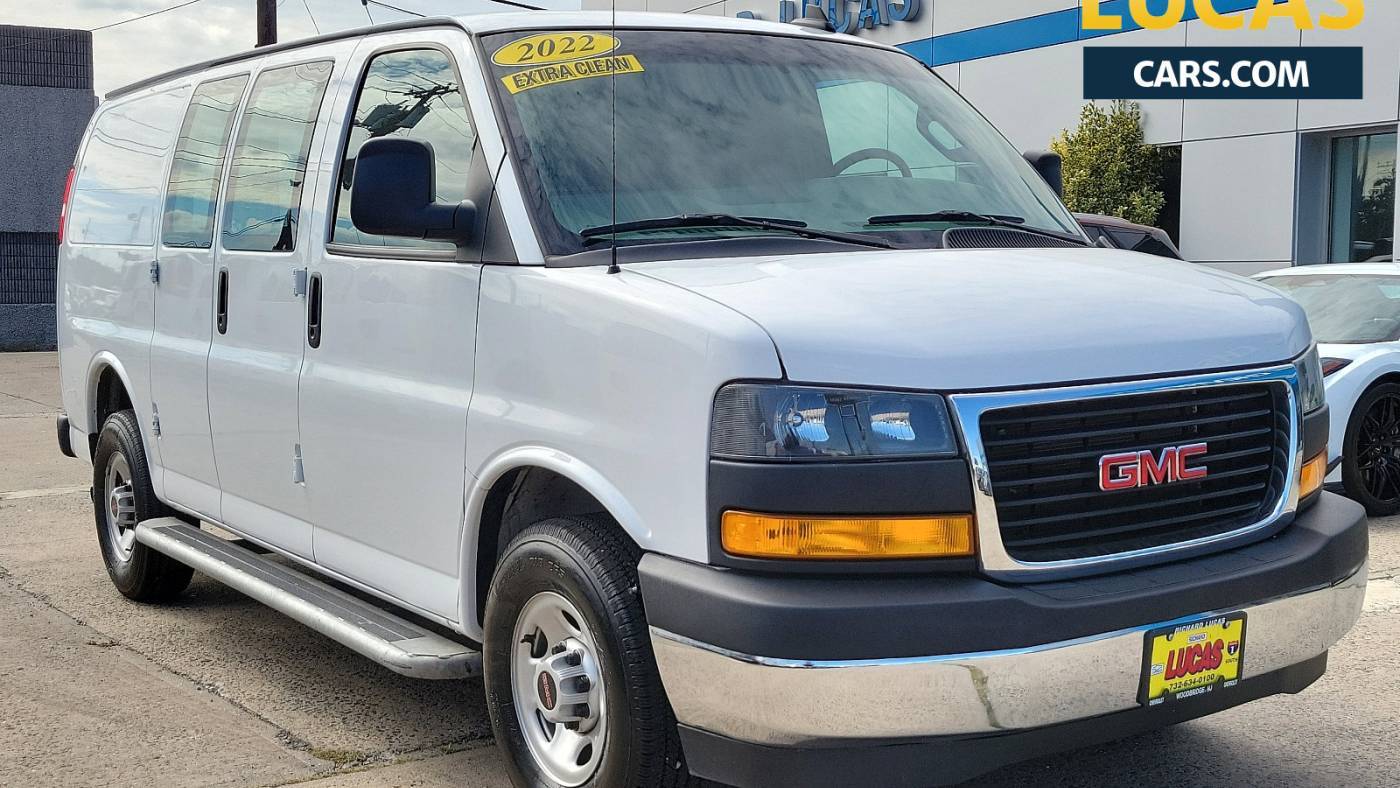 2022 GMC Savana Cargo Van Base — Cargo Van — 33,144 mi — Avenel, NJ