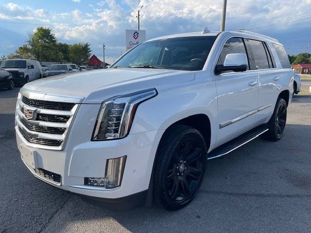 2017 Cadillac Escalade Luxury — SUV — 105,675 mi — Smyrna, TN