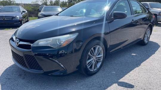 2015 Toyota Camry SE — Sedan — 143,862 mi — Smyrna, TN