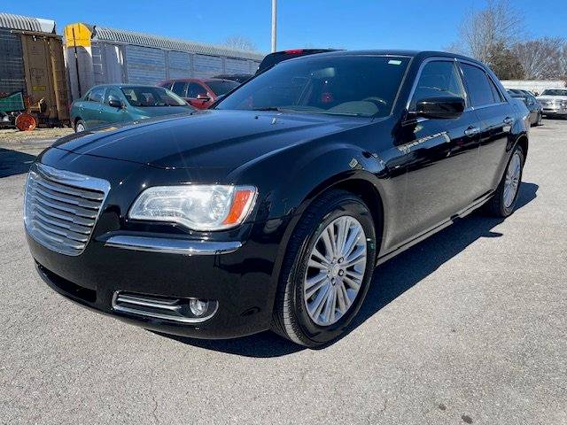 2014 Chrysler 300 C — Sedan — 156,249 mi — Smyrna, TN