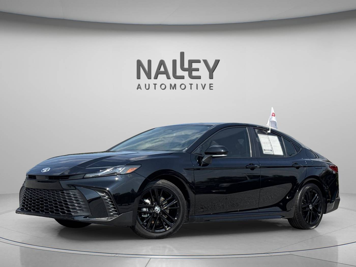 2025 Toyota Camry Hybrid SE — Sedan — 7,474 mi — Union City, GA
