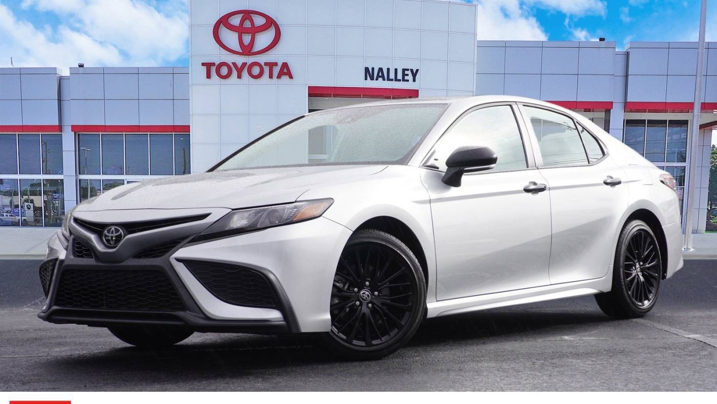 2022 Toyota Camry SE Nightshade — Sedan — 18,800 mi — Union City, GA