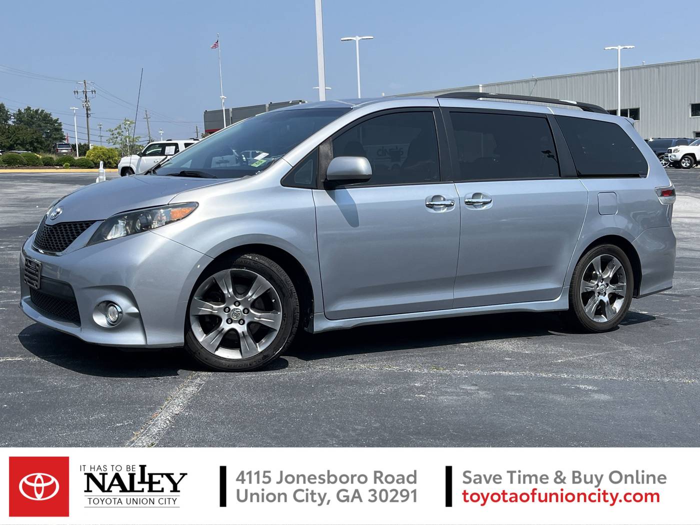 2013 Toyota Sienna SE — Minivan — 127,087 mi — Union City, GA