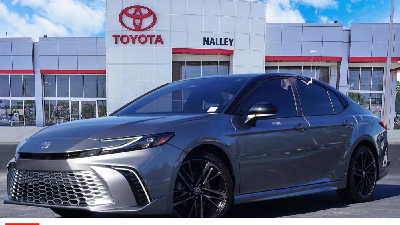 2025 Toyota Camry LE — Sedan — 13,506 mi — Union City, GA