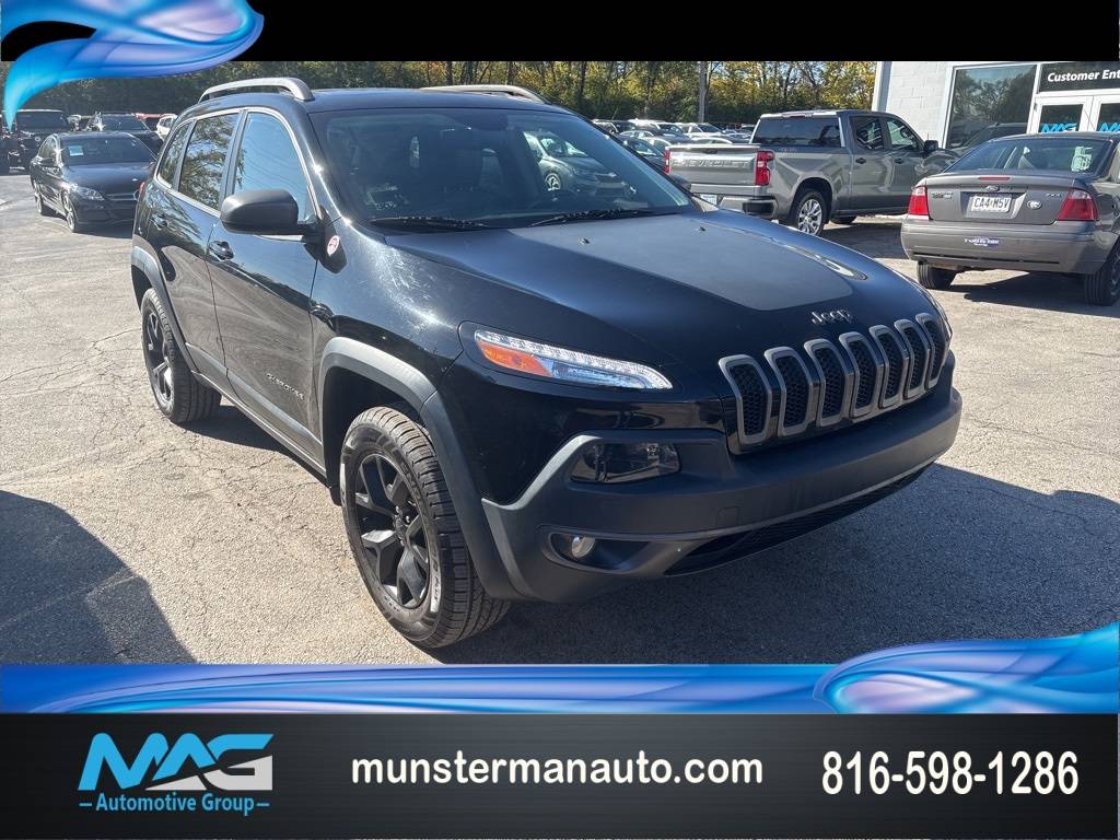 2017 Jeep Cherokee Trailhawk — SUV — 98,916 mi — Blue Springs, MO