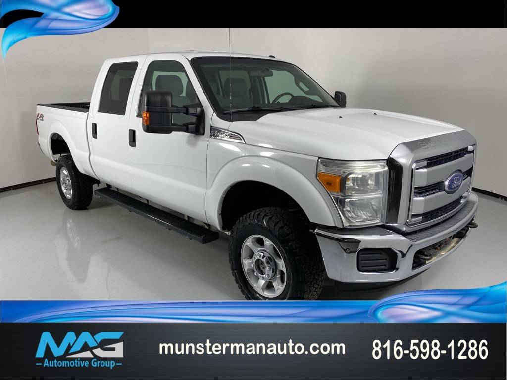 2013 Ford Super Duty F-250 XL — Pickup Truck — 123,598 mi — Blue Springs, MO
