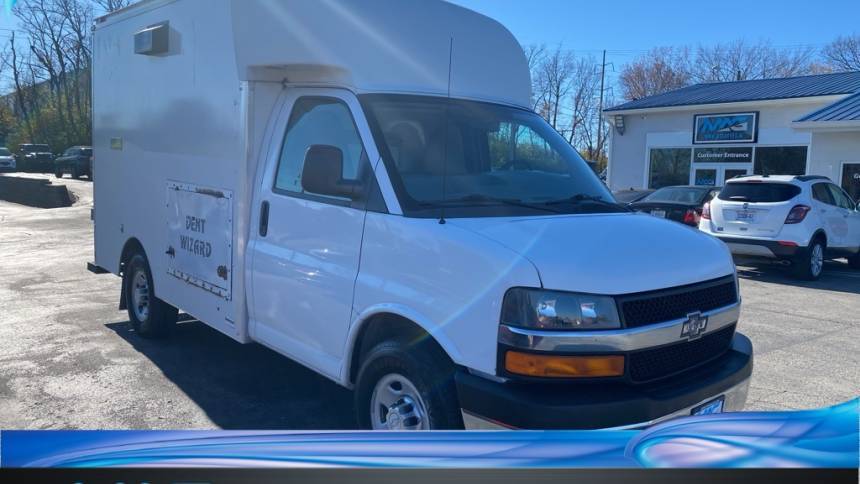 2015 Chevrolet Express Commercial Cutaway 3500 — Chassis Cab Truck — 150,145 mi — Blue Springs, MO