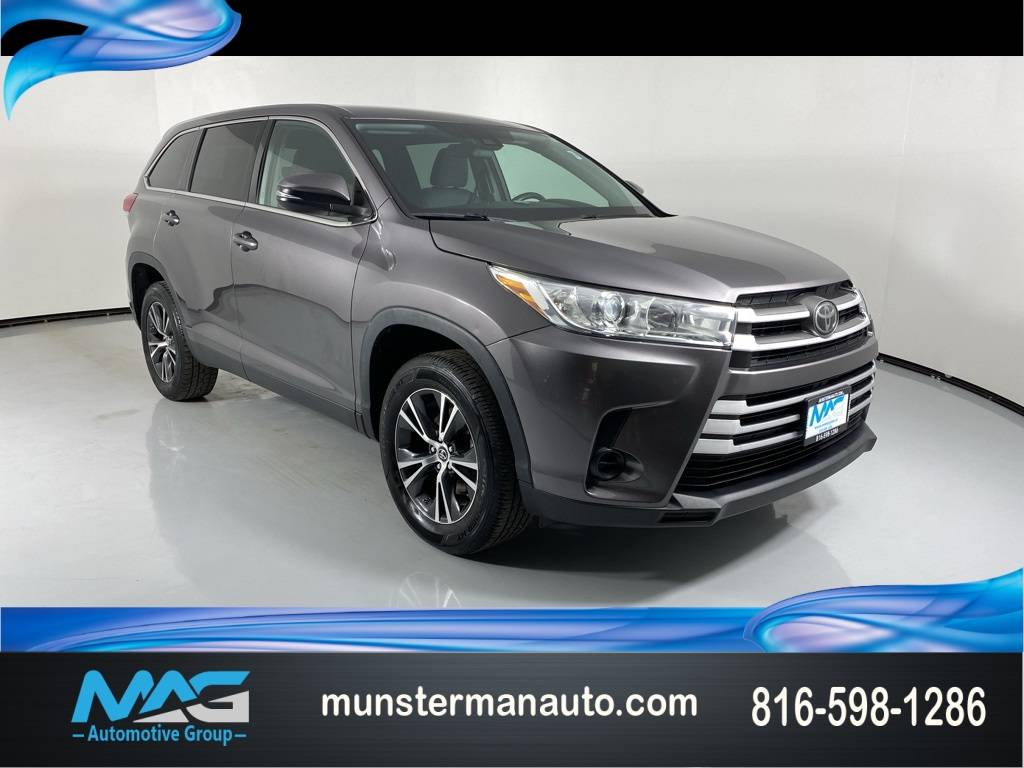 2019 Toyota Highlander LE V6 — SUV — 132,800 mi — Blue Springs, MO