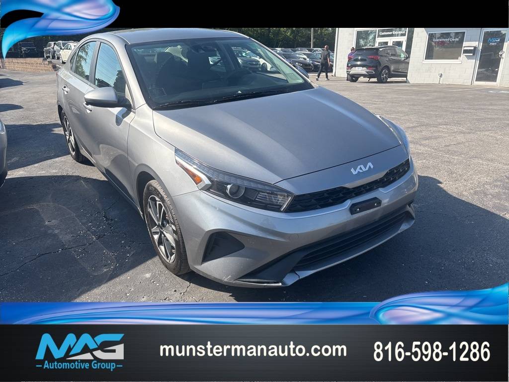 2023 Kia Forte LXS — Sedan — 39,067 mi — Blue Springs, MO