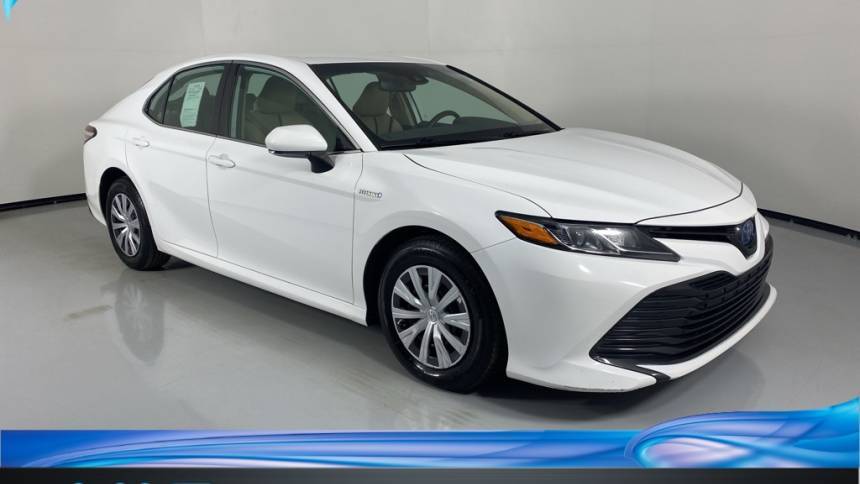 2020 Toyota Camry Hybrid LE — Sedan — 110,350 mi — Blue Springs, MO