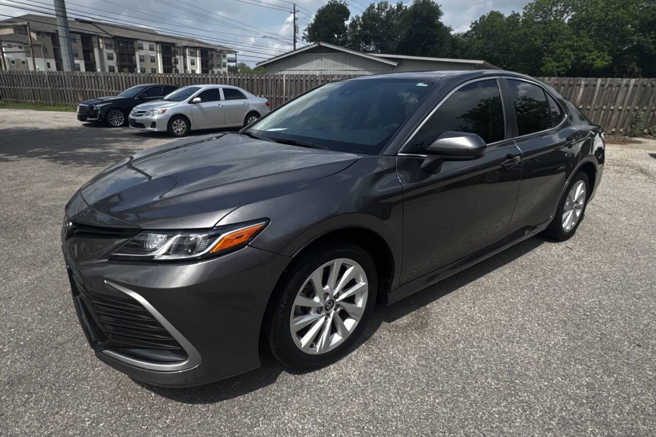 2021 Toyota Camry LE — Sedan — 12,536 mi — Austin, TX