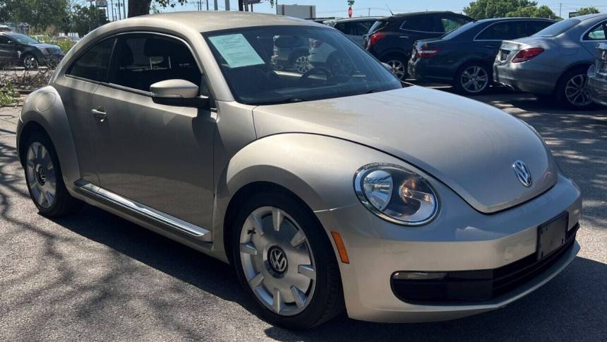 2012 Volkswagen Beetle 2.5 — Hatchback — 91,799 mi — Austin, TX