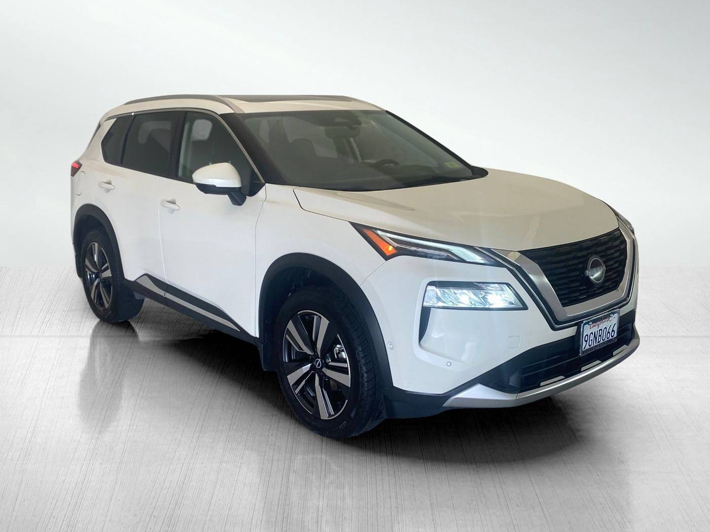 2023 Nissan Rogue Platinum — SUV — 14,293 mi — Elk Grove, CA