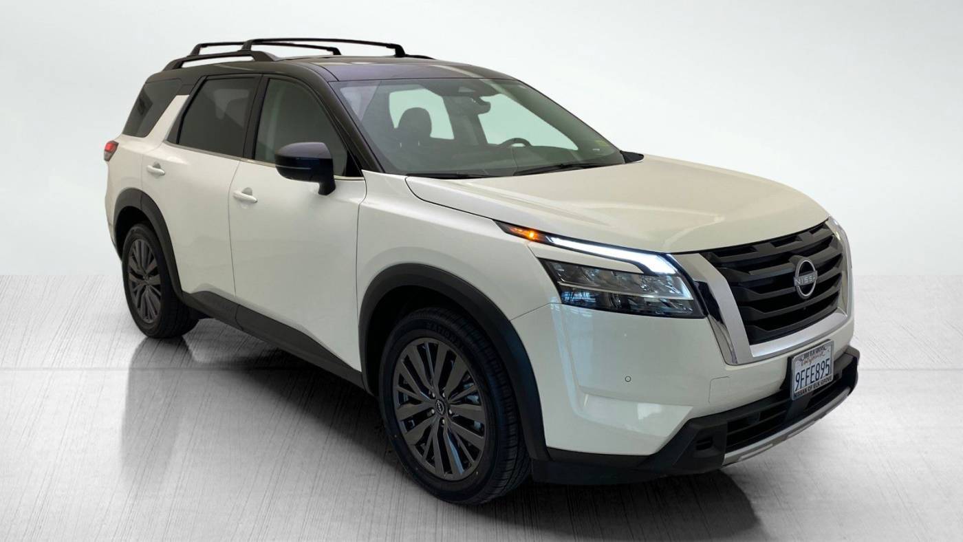 2023 Nissan Pathfinder SL — SUV — 17,346 mi — Elk Grove, CA