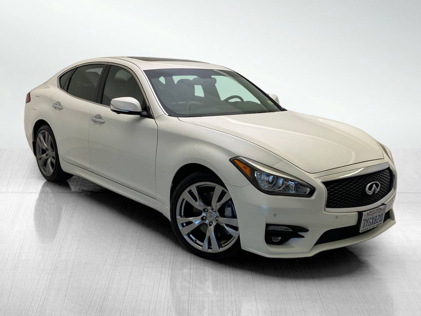 2017 INFINITI Q70 3.7 — Sedan — 85,961 mi — Elk Grove, CA